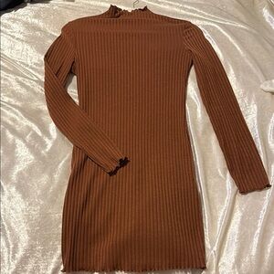 Elegant Brown Ribbed Dress